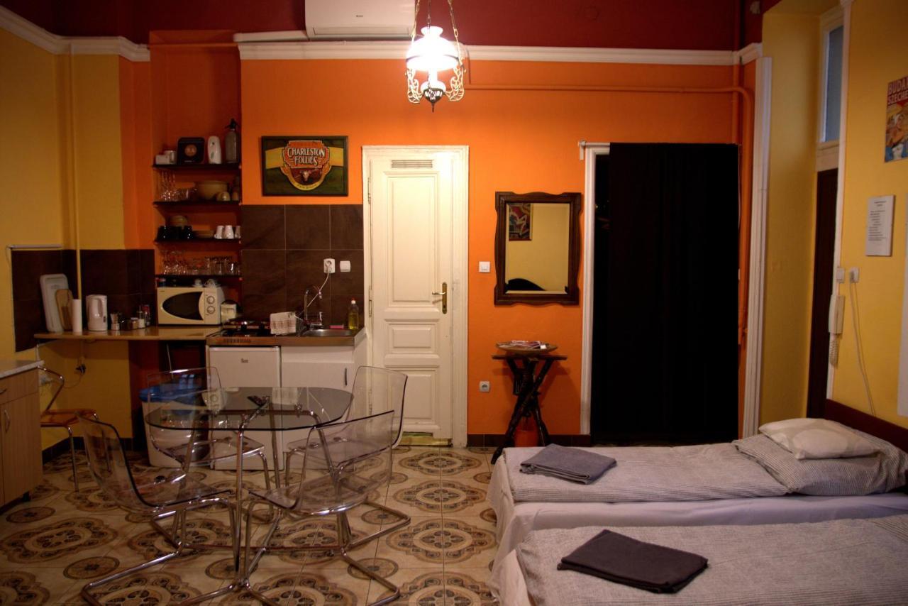 Astoria Centrum Studio Apartment — Photos 3